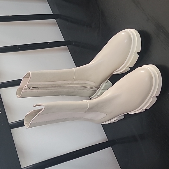 Free people Brooks Chelsea Boots 👢 - Picture 3 of 8